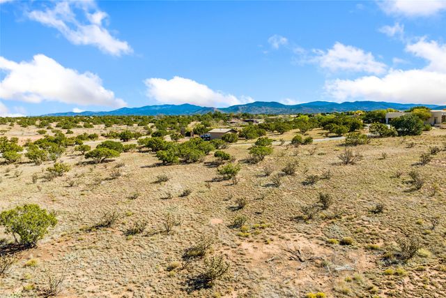 28 Vereda Serena, Lot 2, Santa Fe, NM 87508