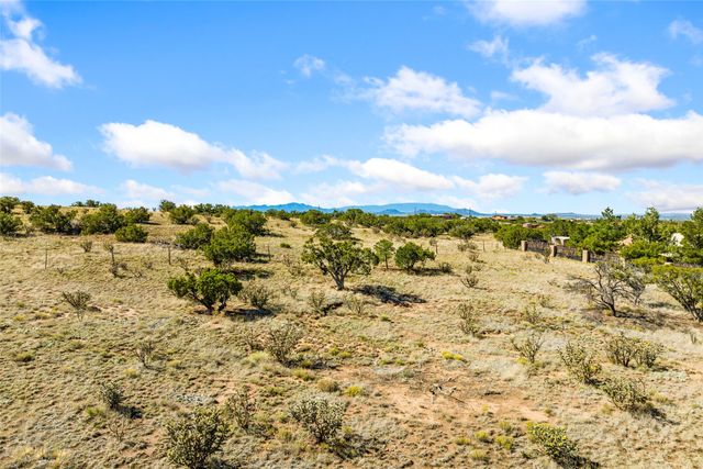 28 Vereda Serena, Lot 2, Santa Fe, NM 87508