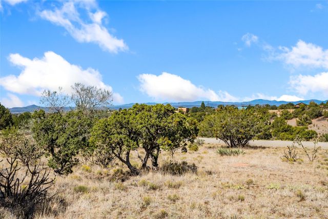 28 Vereda Serena, Lot 2, Santa Fe, NM 87508
