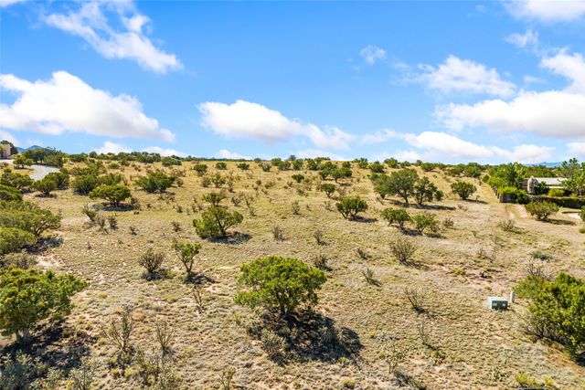 28 Vereda Serena, Lot 2, Santa Fe, NM 87508