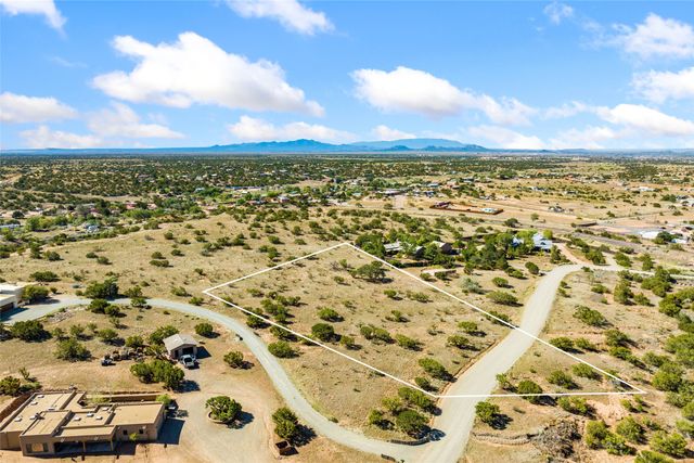 28 Vereda Serena, Lot 2, Santa Fe, NM 87508