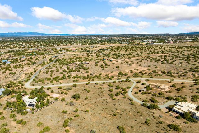 28 Vereda Serena, Lot 2, Santa Fe, NM 87508