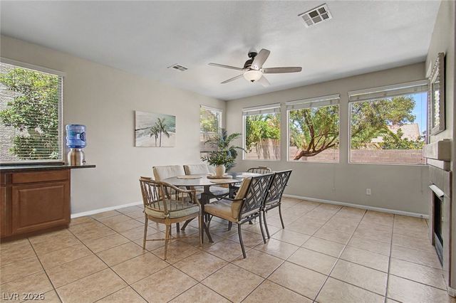 2424 Taragato Avenue, Henderson, NV 89052