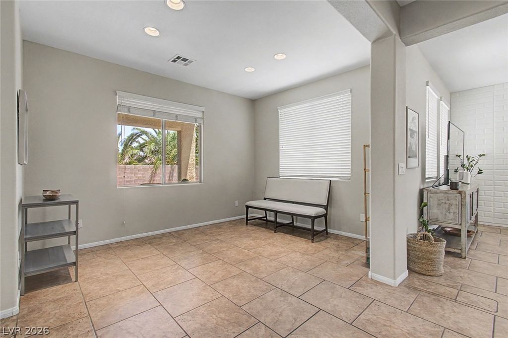 2424 Taragato Avenue, Henderson, NV 89052 — photo 3