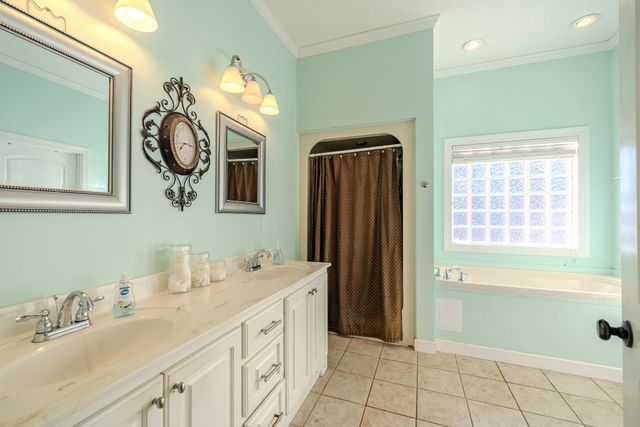 355 CENTRAL AVE, Savannah, TN 38372