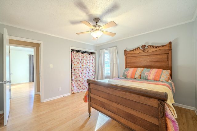 355 CENTRAL AVE, Savannah, TN 38372