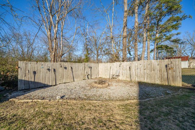 355 CENTRAL AVE, Savannah, TN 38372