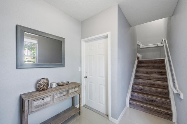 6562 W Sample Road 6562, Coral Springs, FL 33067