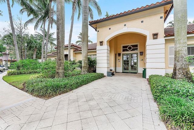 6562 W Sample Road 6562, Coral Springs, FL 33067