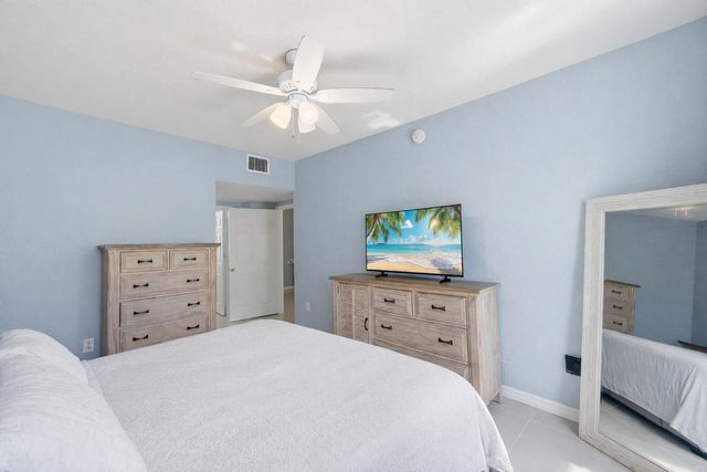 6562 W Sample Road 6562, Coral Springs, FL 33067