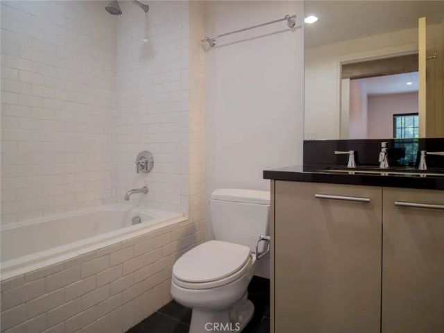 416 S Spring Street 205, Los Angeles, CA 90013
