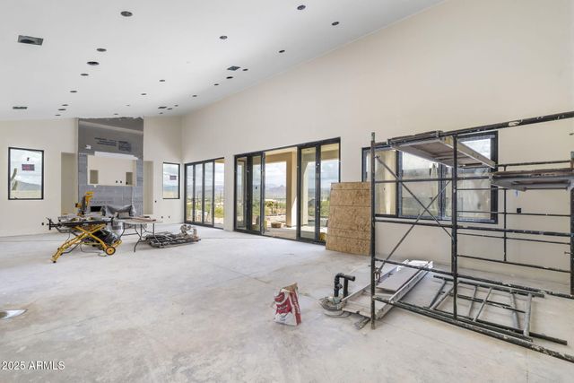 1730 W SENTINEL ROCK Road, Phoenix, AZ 85086