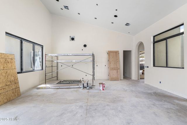 1730 W SENTINEL ROCK Road, Phoenix, AZ 85086