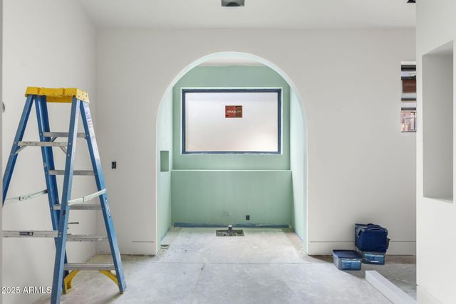 1730 W SENTINEL ROCK Road, Phoenix, AZ 85086