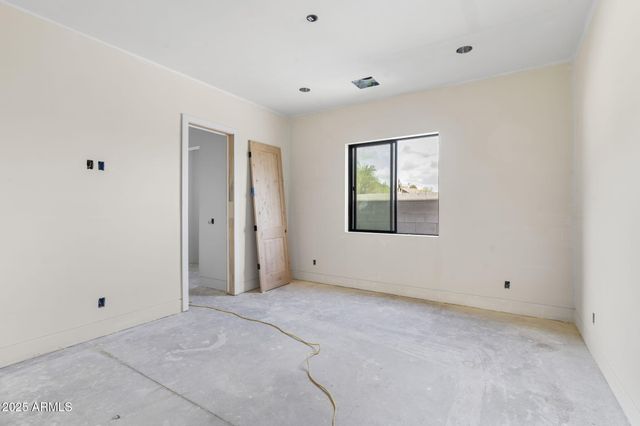 1730 W SENTINEL ROCK Road, Phoenix, AZ 85086