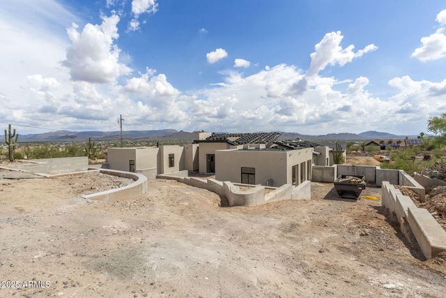 1730 W SENTINEL ROCK Road, Phoenix, AZ 85086