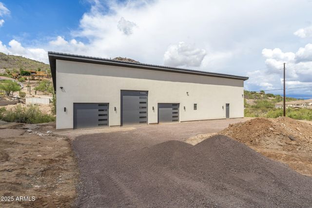 1730 W SENTINEL ROCK Road, Phoenix, AZ 85086