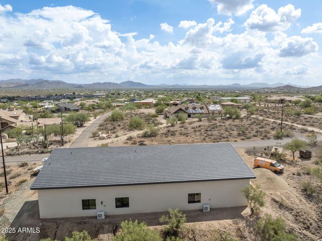 1730 W SENTINEL ROCK Road, Phoenix, AZ 85086