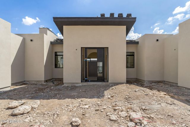 1730 W SENTINEL ROCK Road, Phoenix, AZ 85086