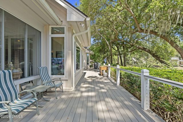 410 Island Circle, St. Helena Island, SC 29920