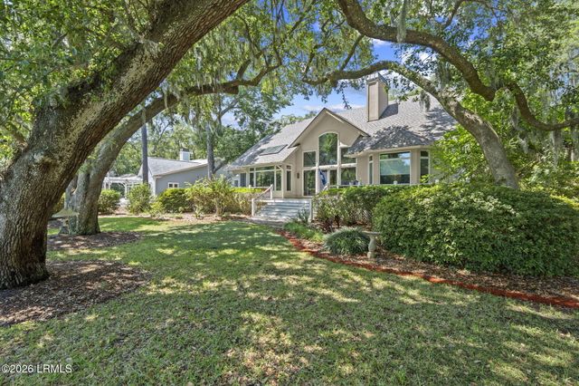 410 Island Circle, St. Helena Island, SC 29920