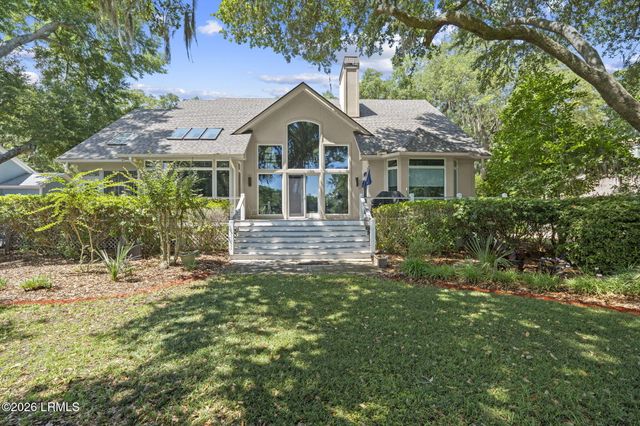410 Island Circle, St. Helena Island, SC 29920