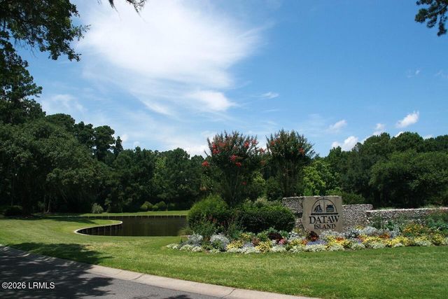 410 Island Circle, St. Helena Island, SC 29920