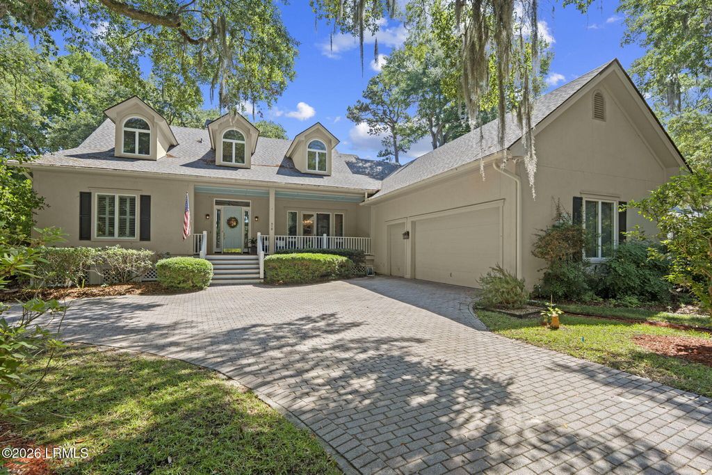 410 Island Circle, St. Helena Island, SC 29920