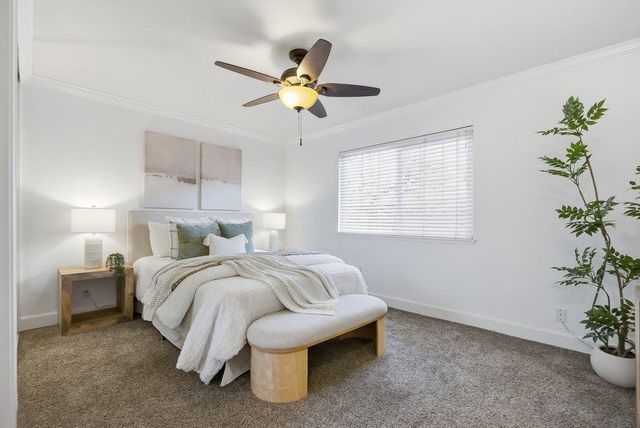 565 W Latimer Avenue, Campbell, CA 95008