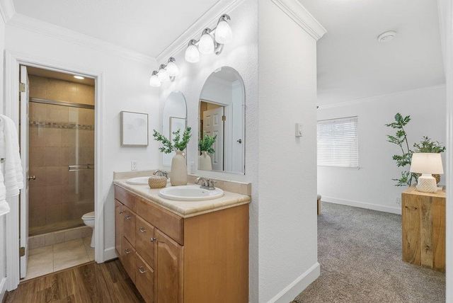 565 W Latimer Avenue, Campbell, CA 95008