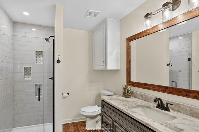 10054 Arnold Lane, Bryan, TX 77808