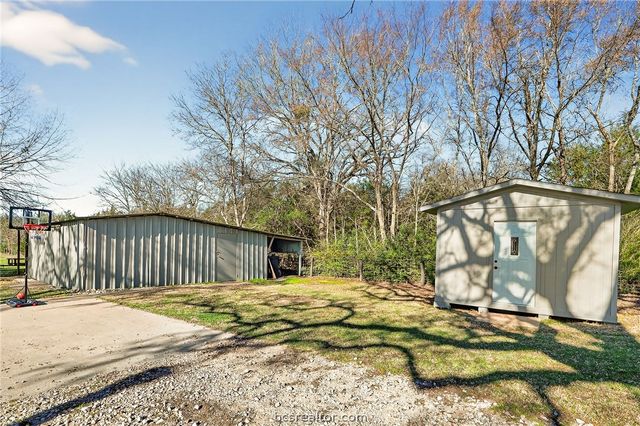 10054 Arnold Lane, Bryan, TX 77808