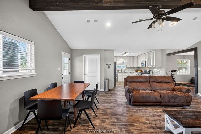 10054 Arnold Lane, Bryan, TX 77808