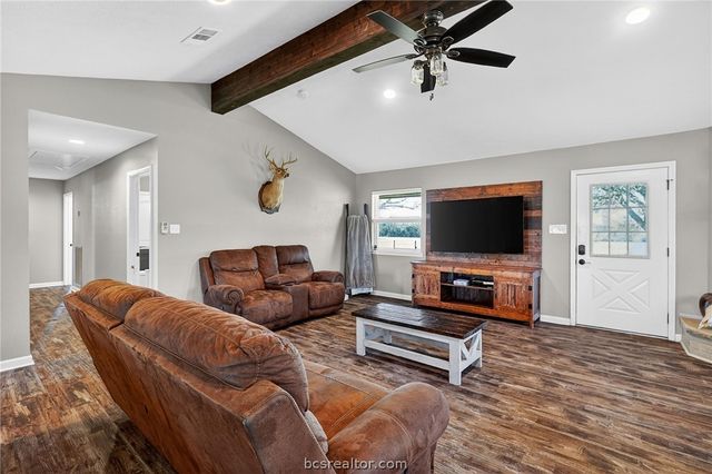 10054 Arnold Lane, Bryan, TX 77808