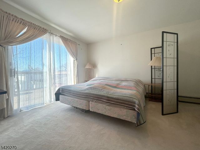 525 Stuyvesant Ave 2, Lyndhurst Twp., NJ 07071