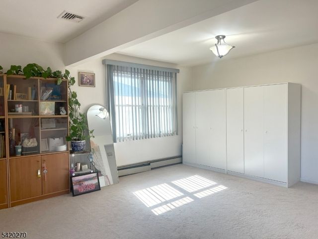 525 Stuyvesant Ave 2, Lyndhurst Twp., NJ 07071