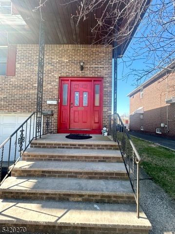 525 Stuyvesant Ave 2, Lyndhurst Twp., NJ 07071