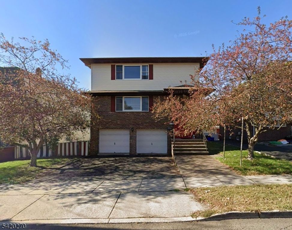 525 Stuyvesant Ave 2, Lyndhurst Twp., NJ 07071