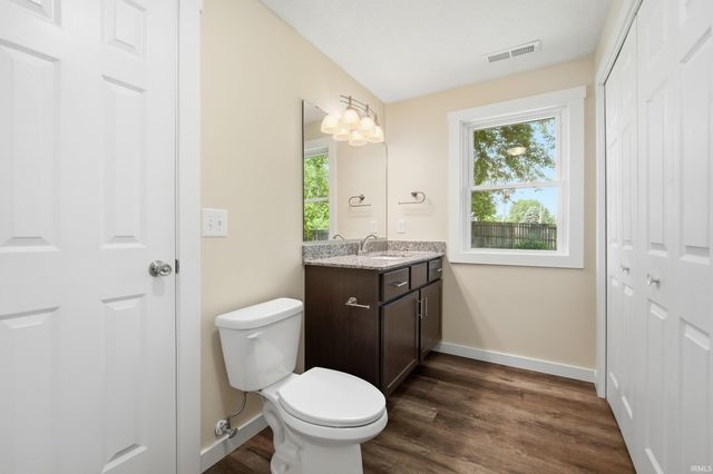 15115 Hedgebrook Drive, Huntertown, IN 46748
