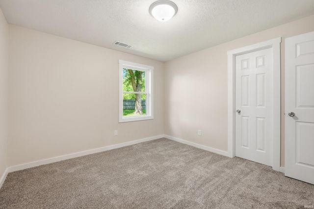 15115 Hedgebrook Drive, Huntertown, IN 46748