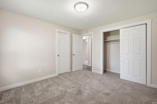 15115 Hedgebrook Drive, Huntertown, IN 46748