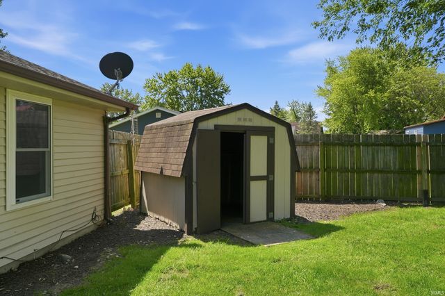 15115 Hedgebrook Drive, Huntertown, IN 46748