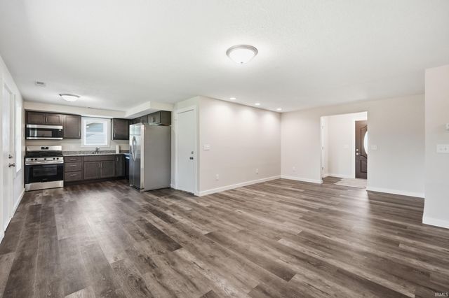 15115 Hedgebrook Drive, Huntertown, IN 46748