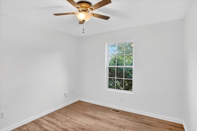 1027 South Missouri Avenue, Springfield, MO 65807