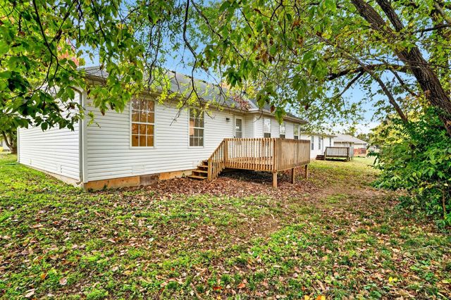 1027 South Missouri Avenue, Springfield, MO 65807