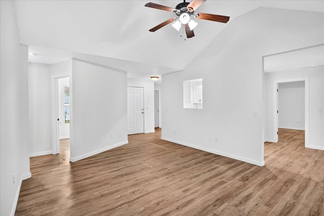 1027 South Missouri Avenue, Springfield, MO 65807