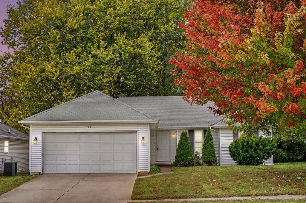 1027 South Missouri Avenue, Springfield, MO 65807