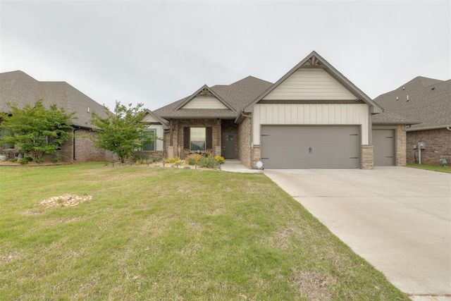 801 Bison Crossing Drive, Yukon, OK 73099