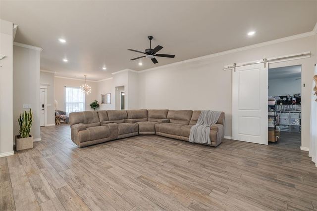 801 Bison Crossing Drive, Yukon, OK 73099