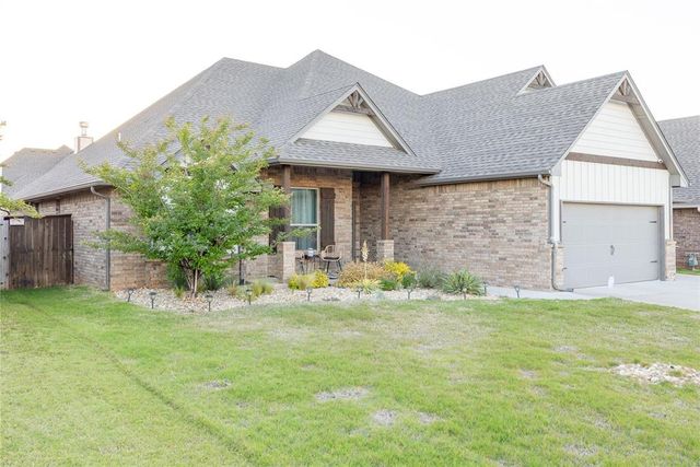 801 Bison Crossing Drive, Yukon, OK 73099